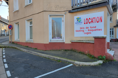location-materiel-ski-lebessat-magasin1