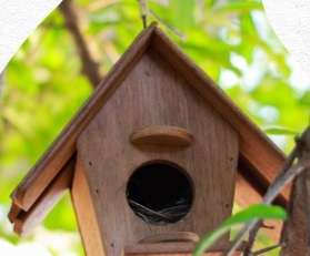 Atelier « Oiseaux et nichoirs » – L&rsquo;envers du Grenier_Saint-Sauveur-en-Rue
